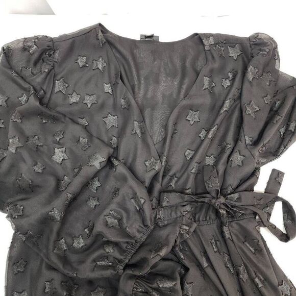 Torrid Size 1X Lurex Star Surplice Ruffle Hem Top Black Plus Size Blouse U - Picture 7 of 11